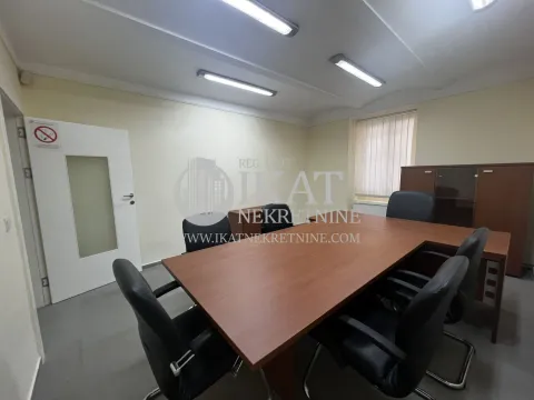 Izdavanje, poslovni prostor, 82m², Stari Grad, Beograd - image 3