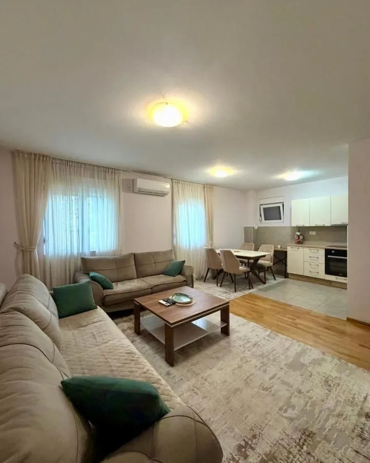 Rent, apartment, 70m², Zlatica, Podgorica