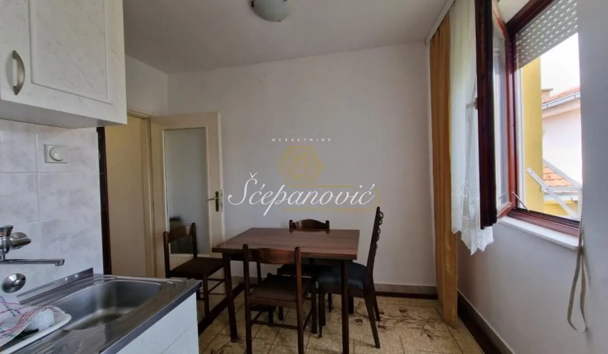 Prodaja, jednosoban stan, 34m², Šarengrad, Novi Sad Sve Podlokacije