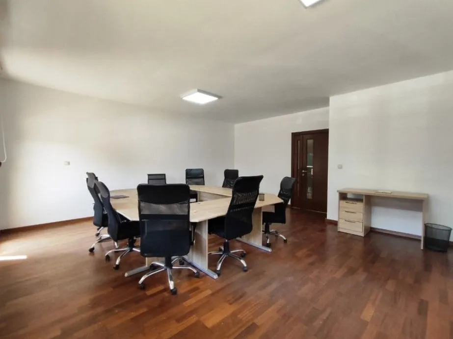 Rent, office space, 105m², Preko Morače, Podgorica