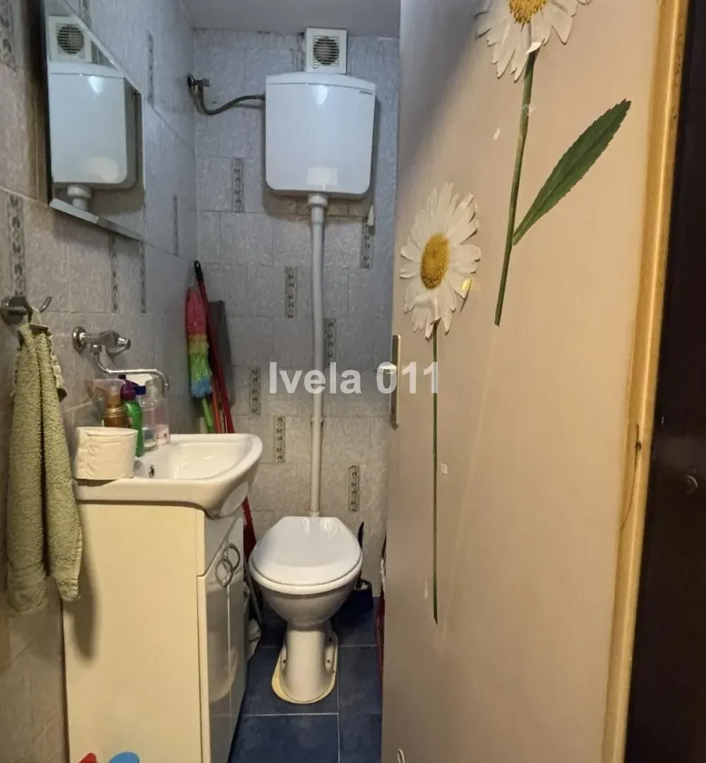 Prodaja, trosoban stan, 70m², Karaburma, Palilula Sve Podlokacije