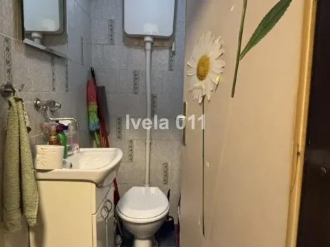 Prodaja, trosoban stan, 70m², Karaburma, Palilula Sve Podlokacije - image 17