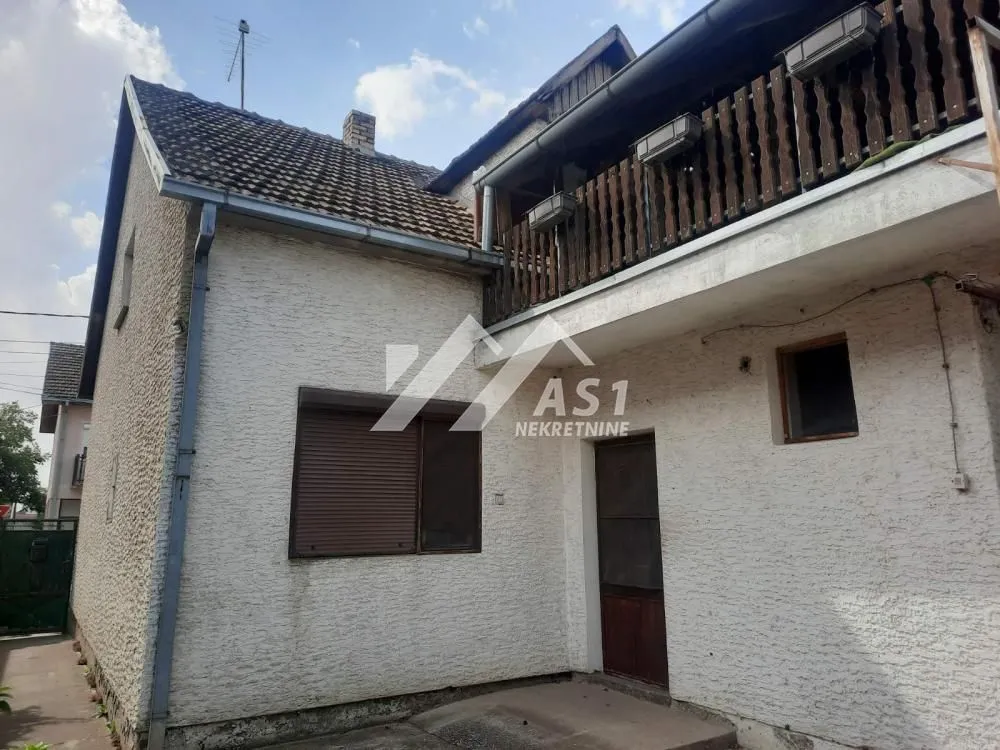 Prodaja, kuća, 220m², Temerin, Novi Sad
