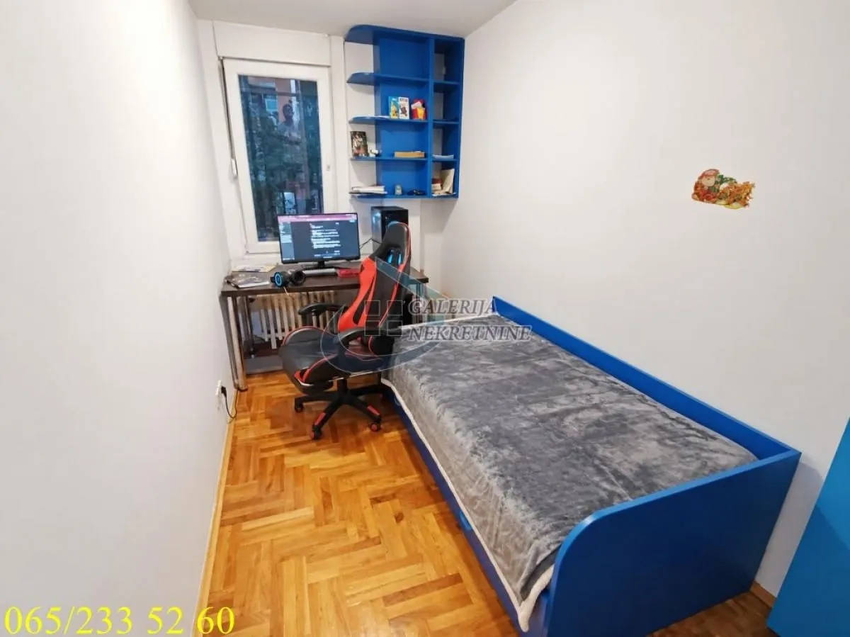 Prodaja, trosoban stan, 84m², Cerak Vinogradi, Beograd