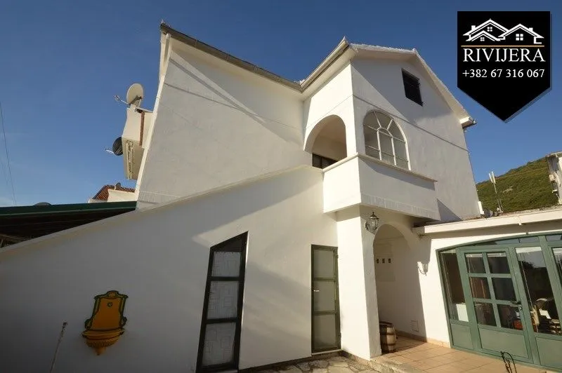 Prodaja, kuća, 214m², Bijela, Herceg Novi