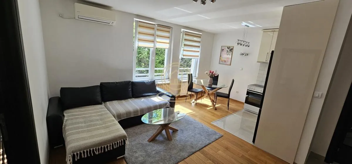 Rent, two bedroom apartment, 40m², Bulbulder, Zvezdara Sve Podlokacije