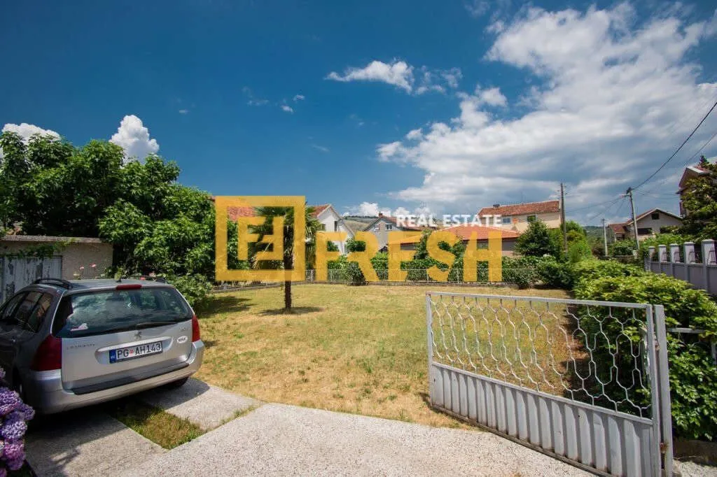 Rent, house, 214m², Tološi, Podgorica