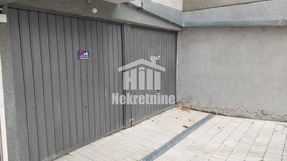 Prodaja, parking/garaža, 29m², Julino Brdo, Beograd