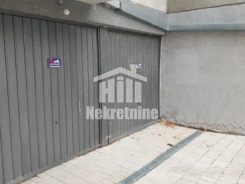 Sale, parking/garage, 29m², Čukarica, Beograd