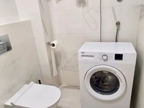 Izdavanje, jednosoban stan, 42m², Central Point, Podgorica - image 7