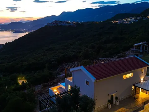 Sale, house, 430m², Sveti Stefan, Budva - image 24