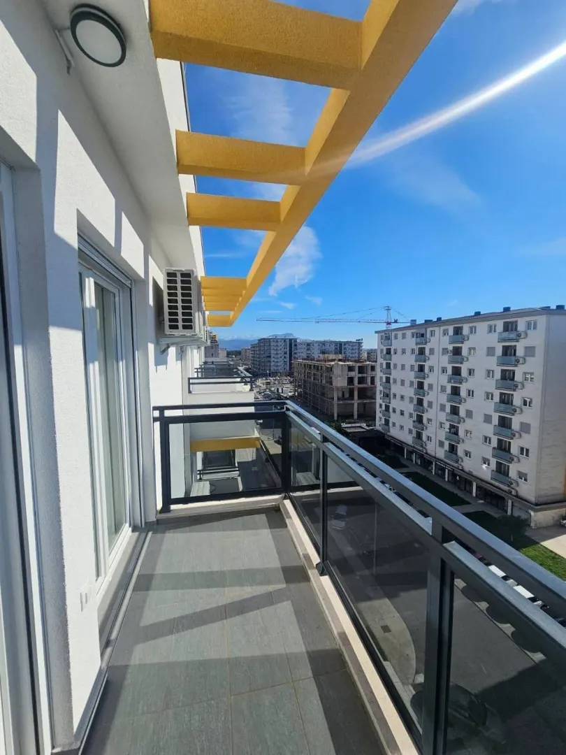 Prodaja, dvosoban stan, 70m², Pobrežje, Podgorica