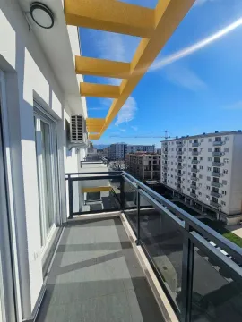 Prodaja, dvosoban stan, 70m², Pobrežje, Podgorica - image 5