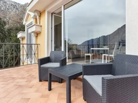 Sale, one bedroom apartment, 77m², Orahovac, Kotor - image 9