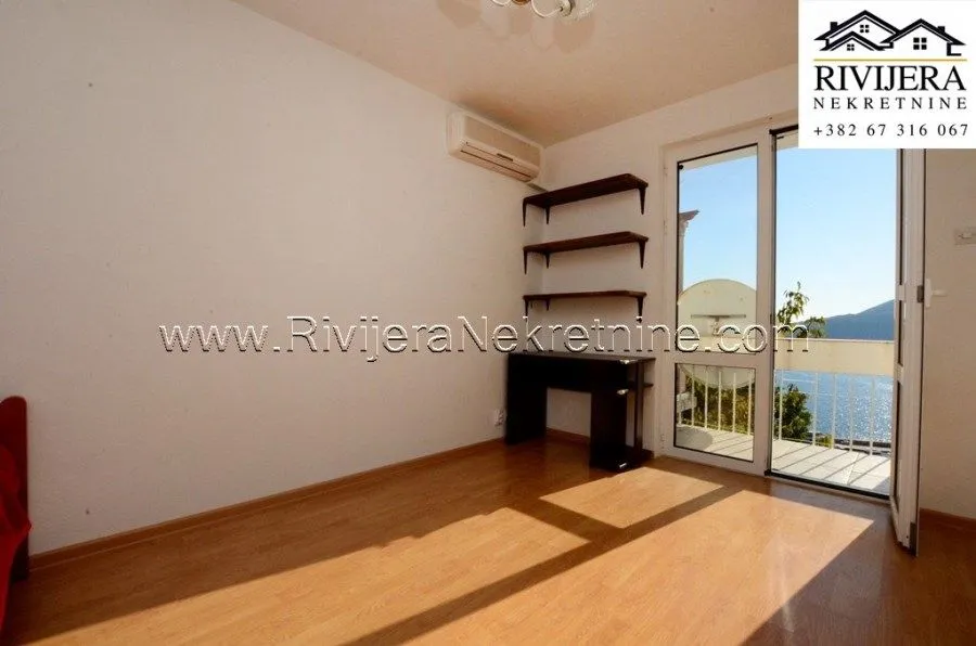 Prodaja, dvosoban stan, 66m², Centar, Herceg Novi