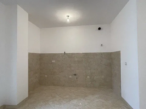 Prodaja, dvosoban stan, 99m², Kamenovo, Budva - image 3