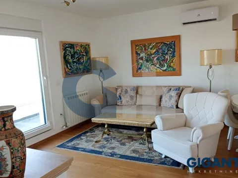 Sale, two bedroom apartment, 75m², Dušanovac, Voždovac Sve Podlokacije