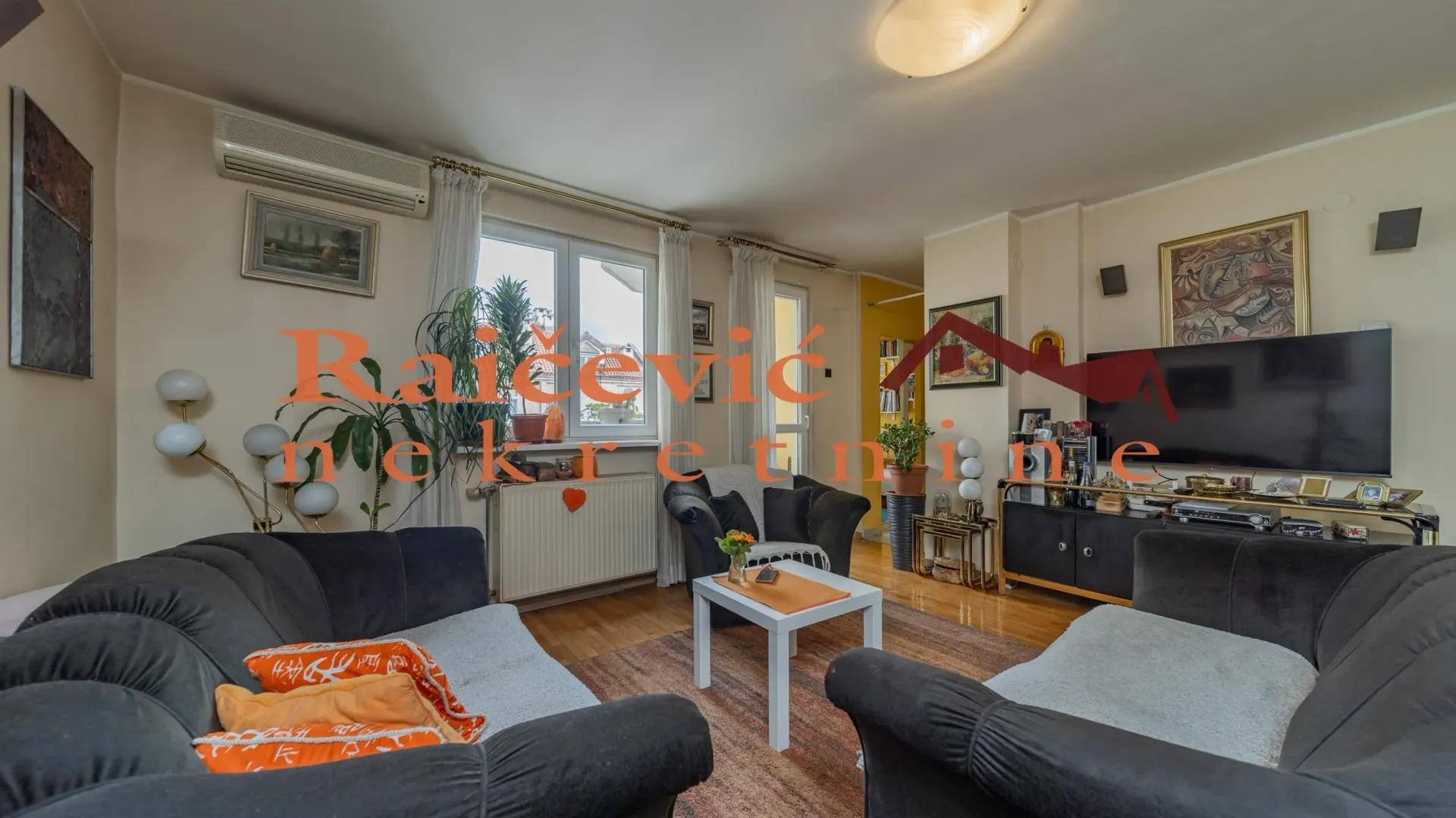 Sale, four bedroom apartment, 93m², Karaburma, Palilula Sve Podlokacije