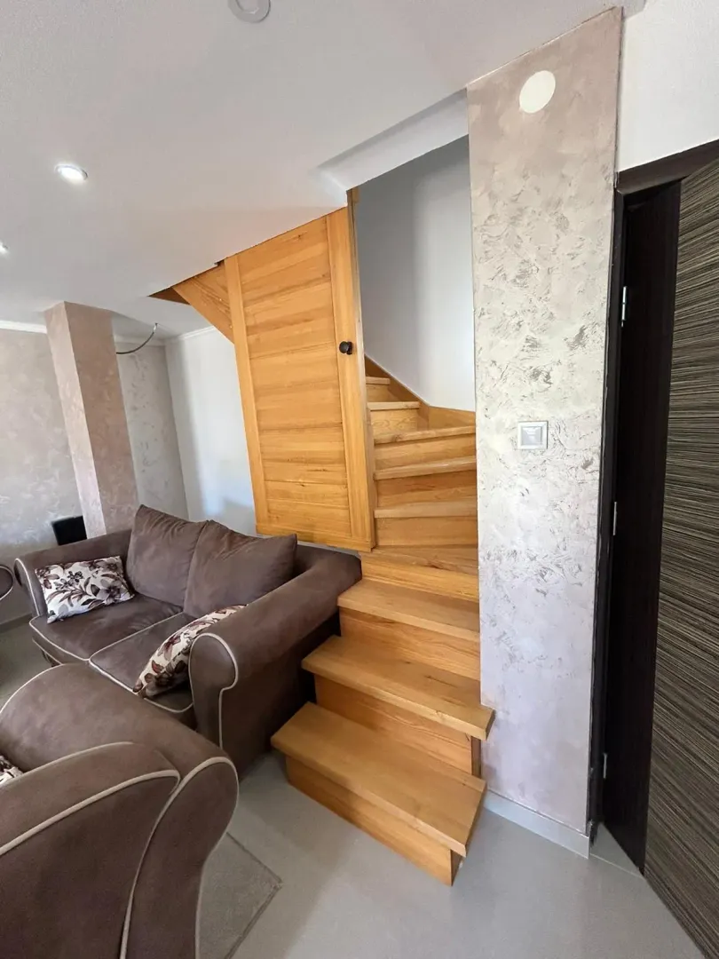 Rent, three bedroom apartment, 138m², Tuđemili, Bar