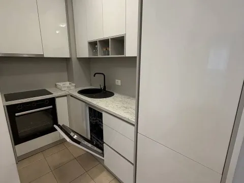 Rent, one bedroom apartment, 44m², Centar, Budva - image 5