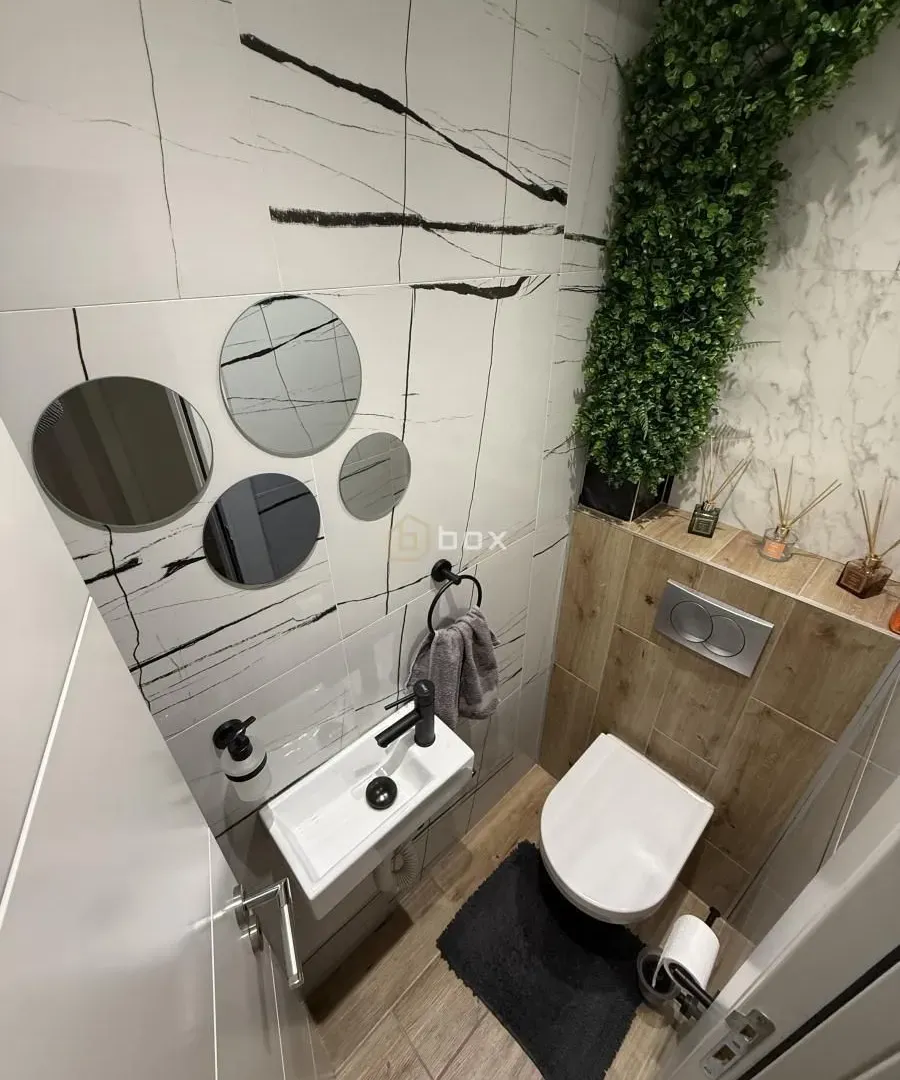 Prodaja, trosoban stan, 69m², Medijana, Niš