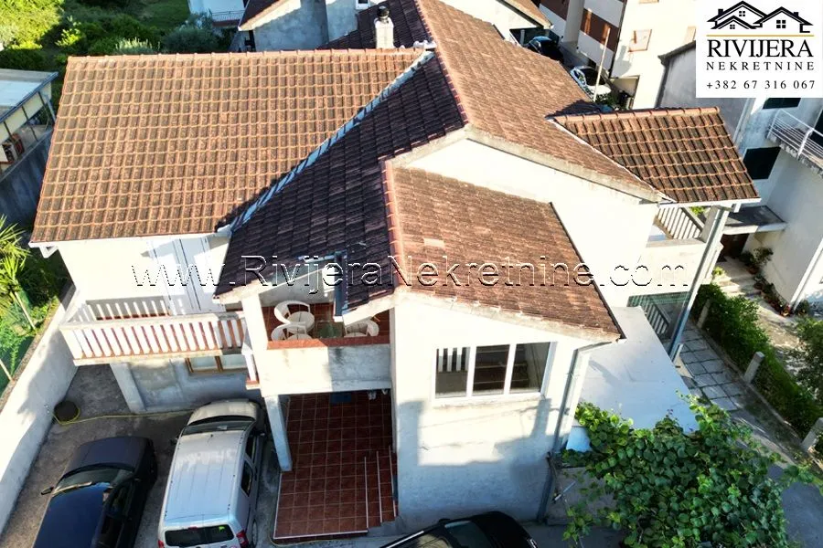 Sale, house, 340m², Centar, Tivat