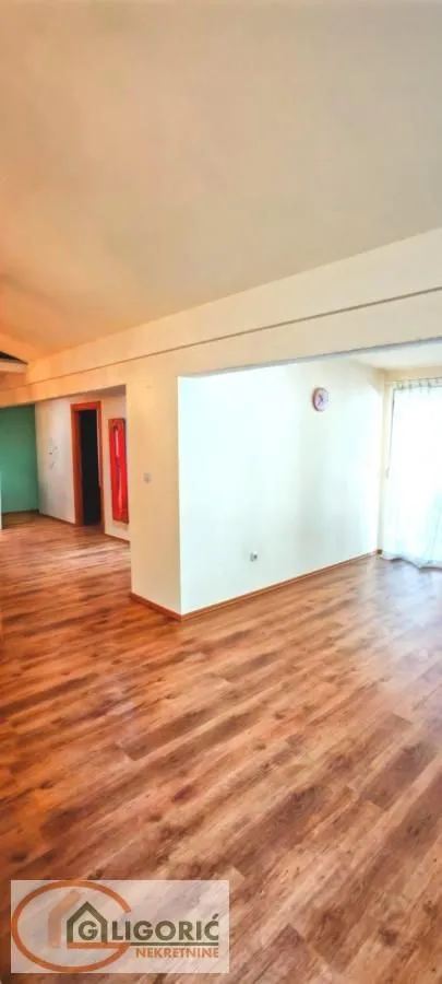 Sale, four bedroom apartment, 112m², Lekino Brdo, Voždovac Sve Podlokacije