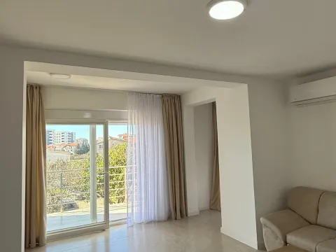 Rent, one bedroom apartment, 60m², Bjeliši, Bar - image 1