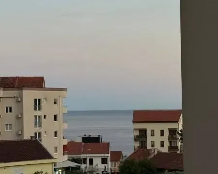 Rent, one bedroom apartment, 44m², Bečići, Budva - image 11