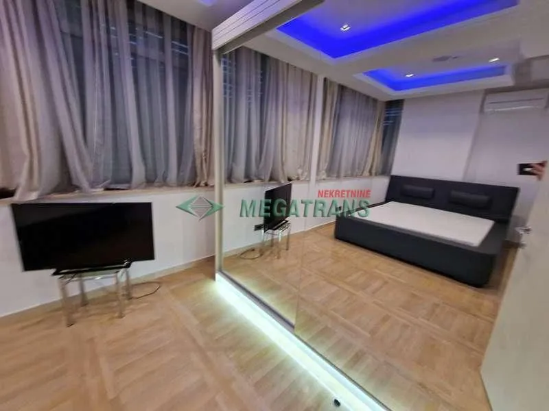 Rent, three bedroom apartment, 148m², Savski Venac, Beograd