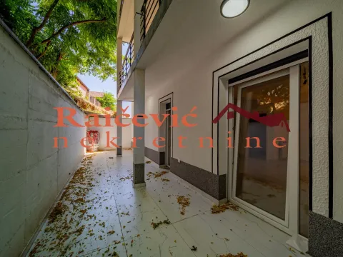 Prodaja, trosoban stan, 95m², Grocka, Beograd - image 6