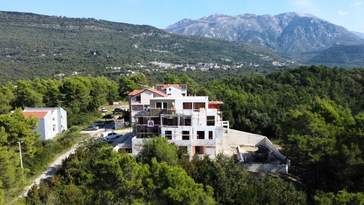 Prodaja, dvosoban stan, 90m², Mrčevac, Tivat