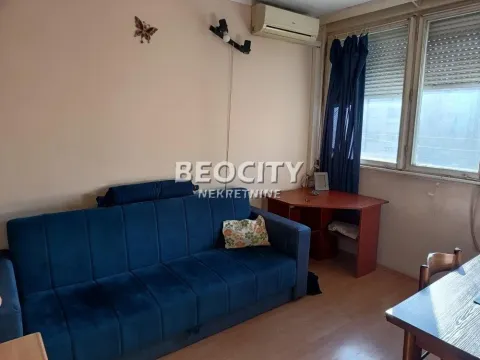 Rent, apartment, 26m², Stari Merkator, Novi Beograd Sve Podlokacije - image 1