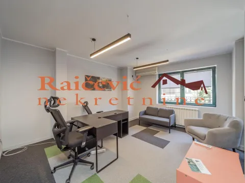Rent, office space, 152m², Voždovac Sve Podlokacije, Beograd - image 1