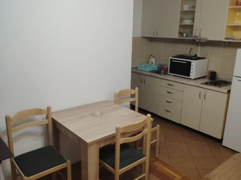 Rent, one bedroom apartment, 40m², Maine, Budva - image 3