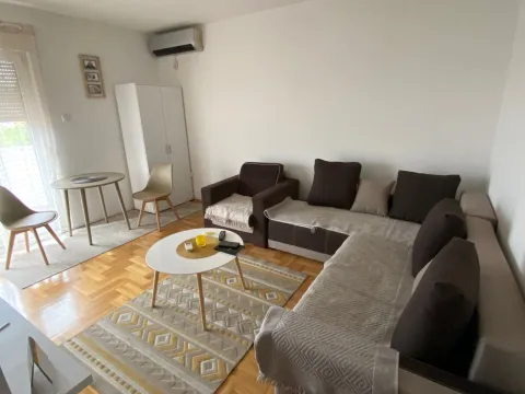 Rent, one bedroom apartment, 31m², Zabjelo, Podgorica - image 1