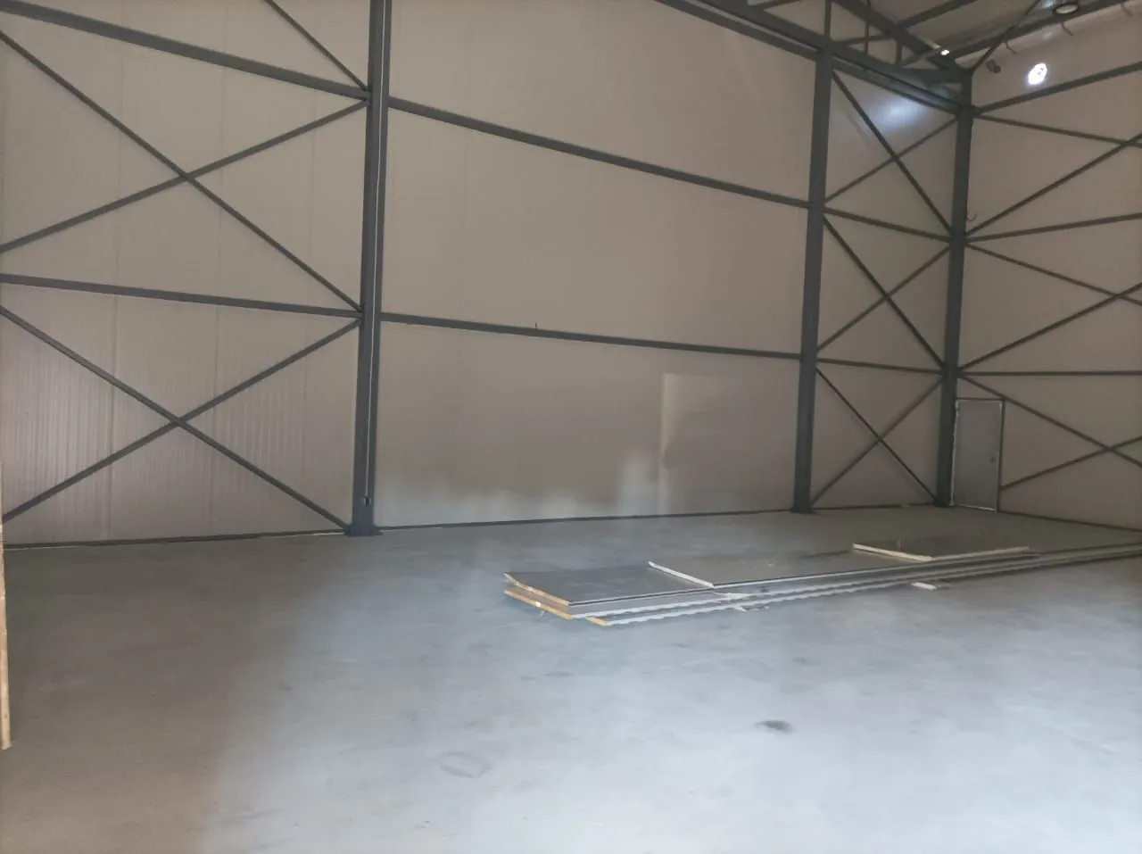 Rent, office space, 200m², Kosić, Danilovgrad