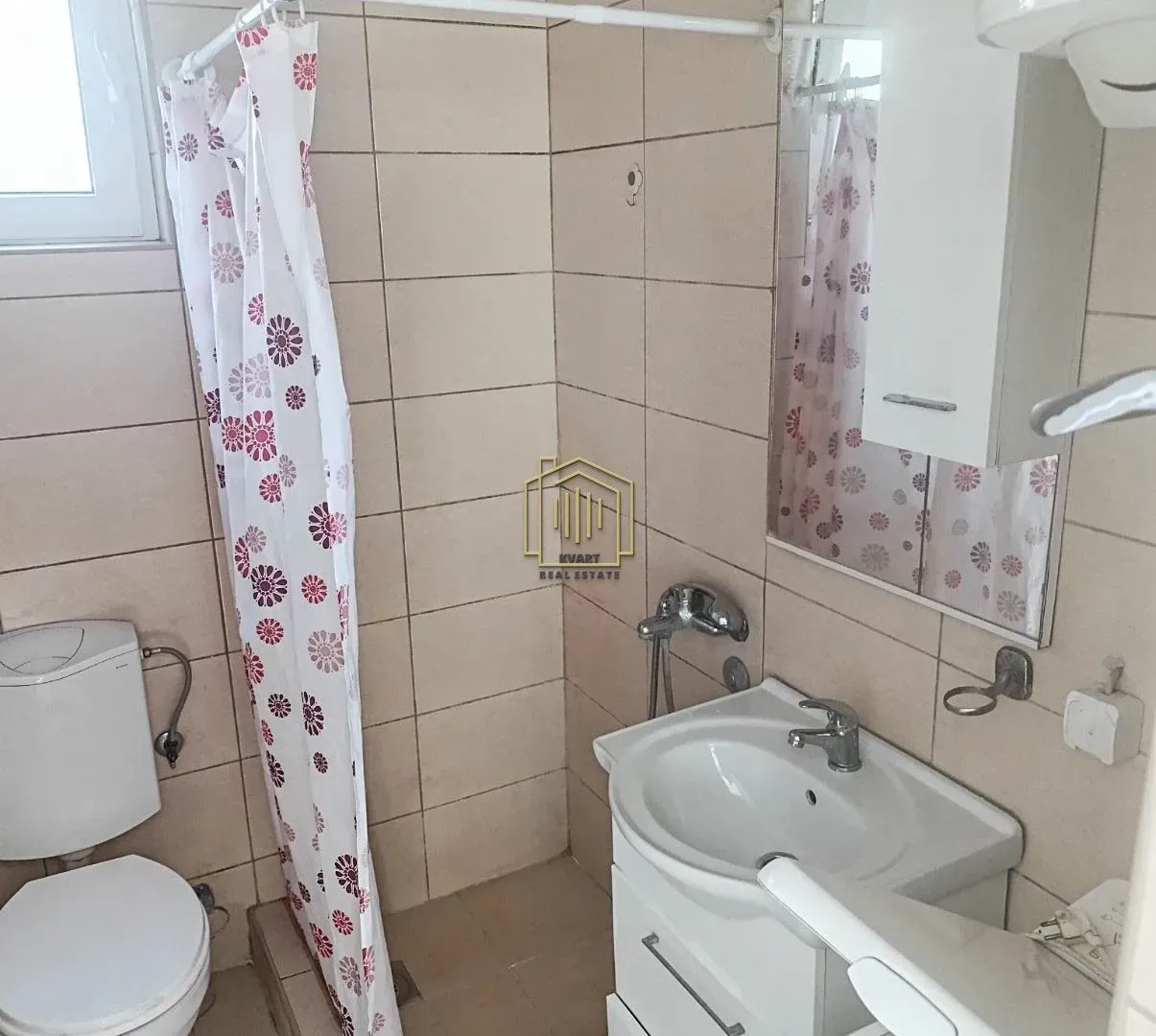 Izdavanje, kuća, 32m², Spuž, Danilovgrad