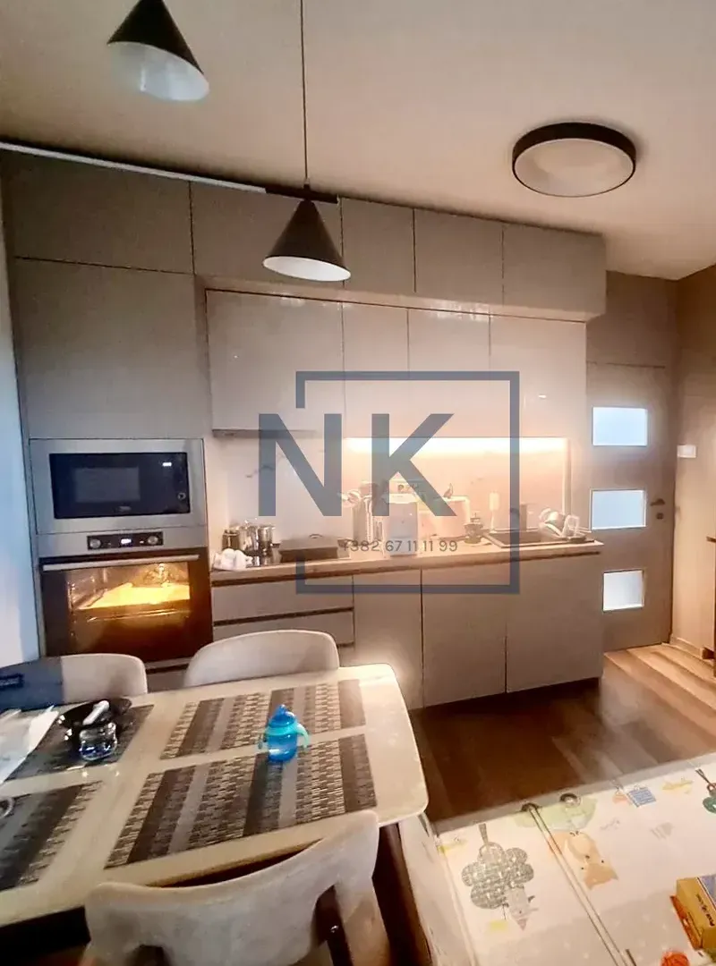 Prodaja, jednosoban stan, 40m², Stari Aerodrom, Podgorica