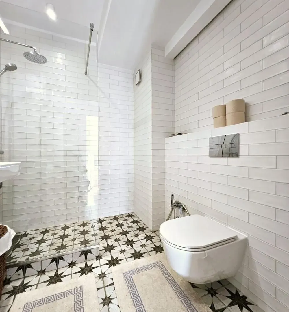 Rent, four bedroom apartment, 143m², Kalenić Pijaca, Vračar Sve Podlokacije