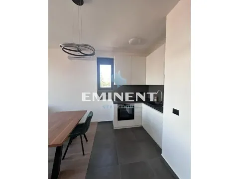 Rent, three bedroom apartment, 55m², Lekino Brdo, Voždovac Sve Podlokacije - image 3
