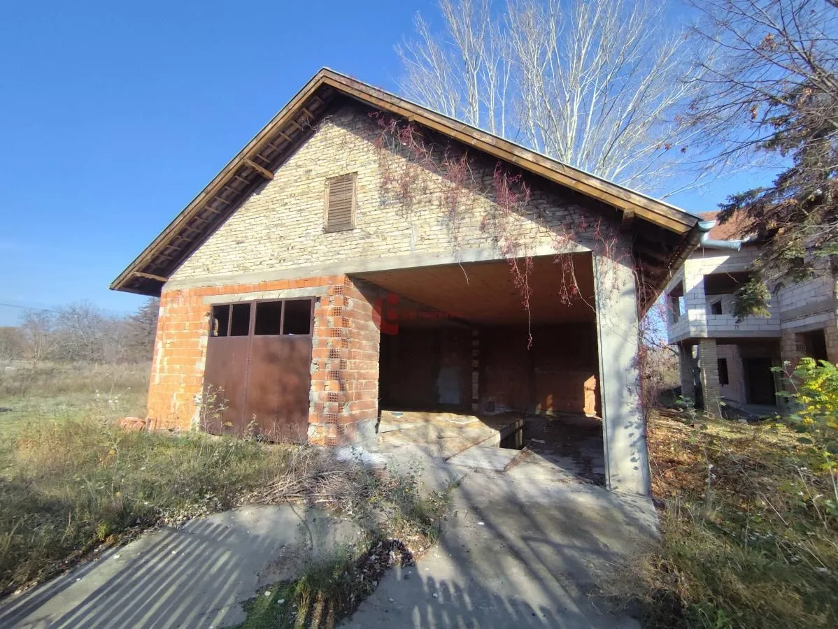 Prodaja, kuća, 444m², Makova Sedmica, Subotica