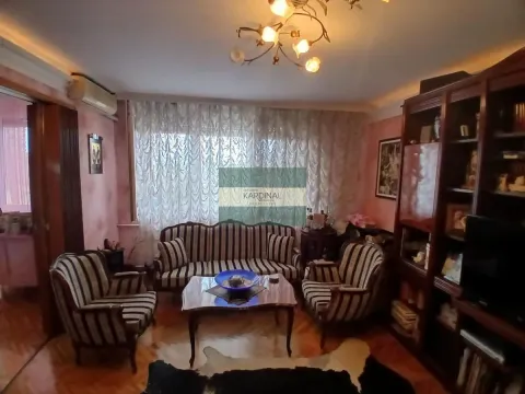 Prodaja, trosoban stan, 73m², Centar, Jagodina - image 10