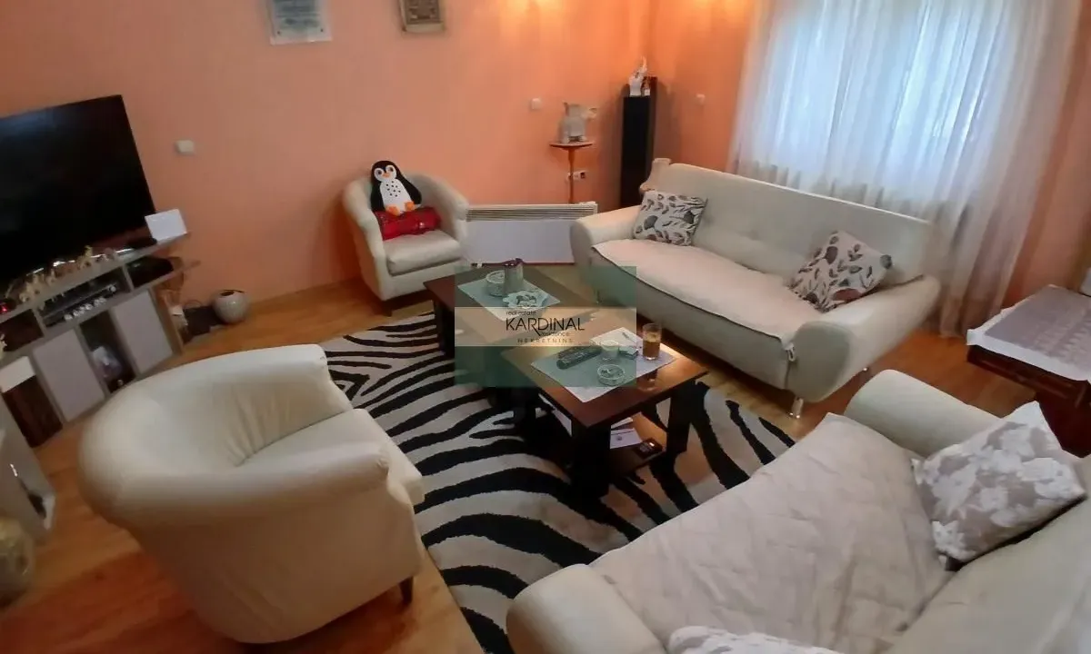 Prodaja, kuća, 334m², Tavrića obori, Jagodina