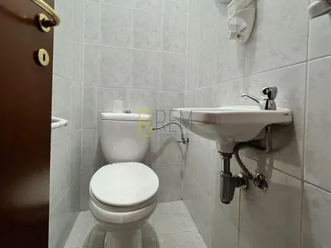 Rent, two bedroom apartment, 78m², Stari Aerodrom, Podgorica - image 8