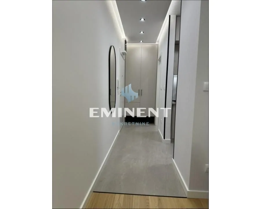 Izdavanje, trosoban stan, 52m², Gradska Bolnica, Zvezdara Sve Podlokacije