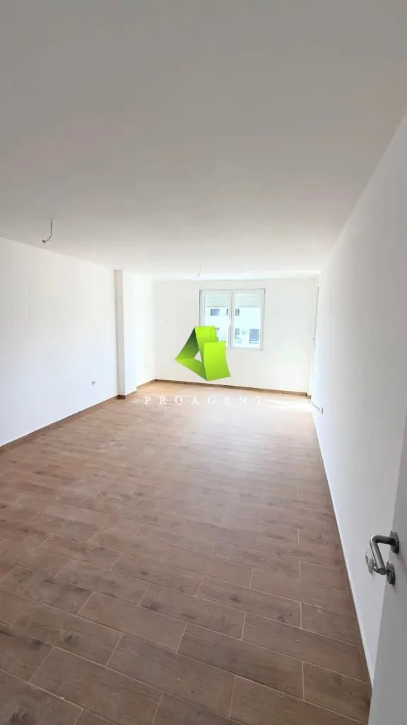 Prodaja, dvosoban stan, 73m², Pantelej, Niš