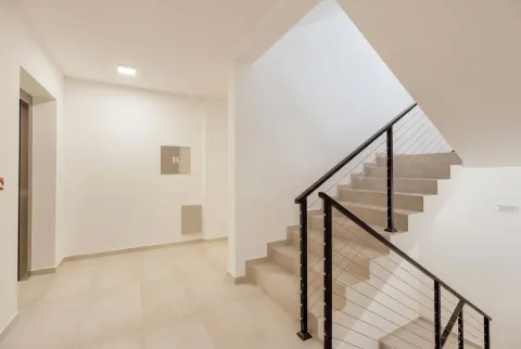 Prodaja, trosoban stan, 100m², Igalo, Herceg Novi - image 13