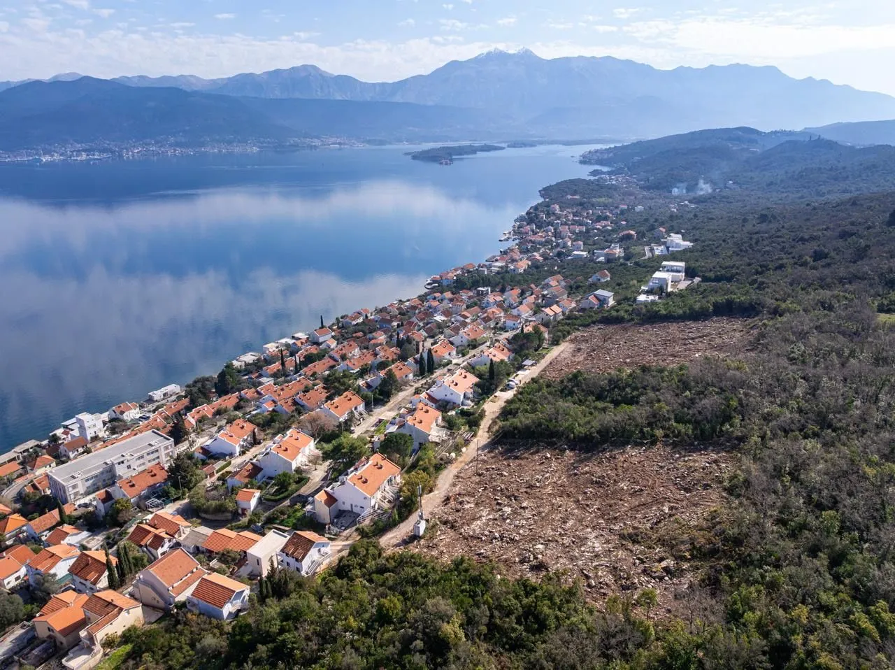 Prodaja, plac, 9748m², Krašići, Tivat