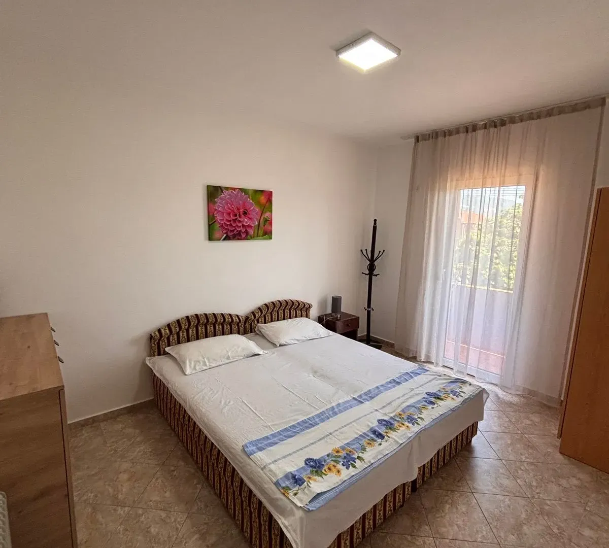 Rent, one bedroom apartment, 55m², Centar, Bar